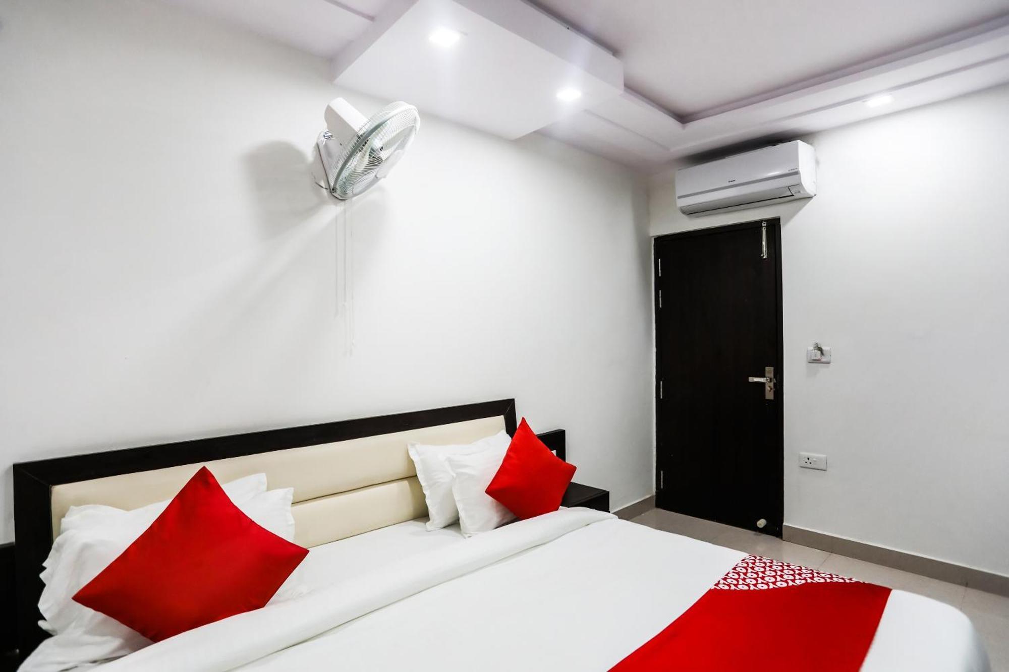 Oyo Hotel New Geetanjali Near Gautam Buddha Park Lucknow Bagian luar foto