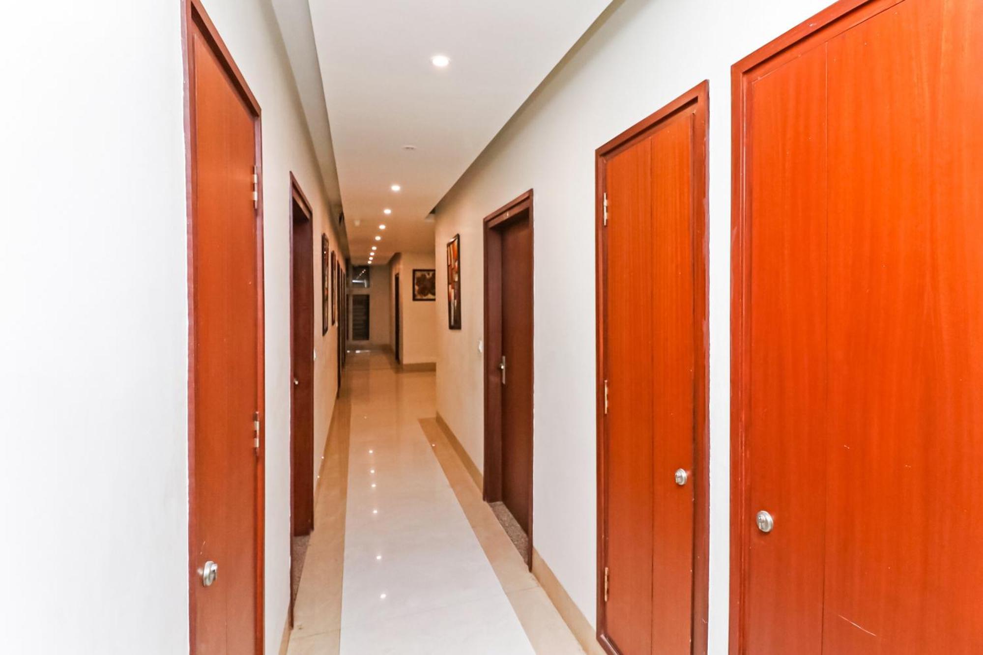 Oyo Hotel New Geetanjali Near Gautam Buddha Park Lucknow Bagian luar foto